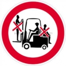 Verbotszeichen: Mitfahren verboten